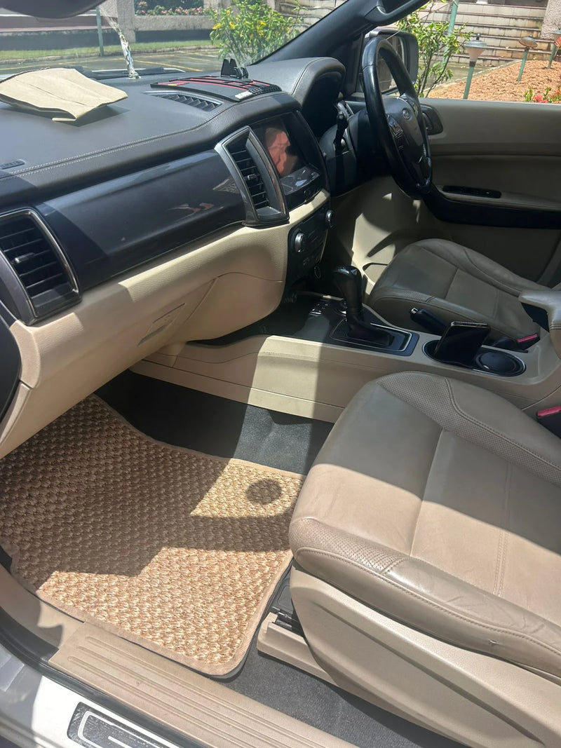 Ford Endeavour 2017 - Pochi Tiger Eye Chunky